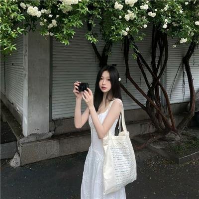 厕所有只鬼