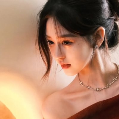 山上的松树
